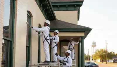 Tulsa, OK painting professionals serving homes and businesses with expert interior and exterior painting services